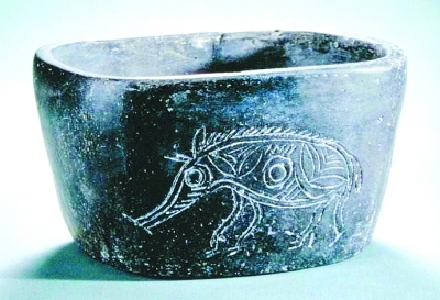 新石器時(shí)代豬紋陶缽 新石器時(shí)代豬紋陶缽