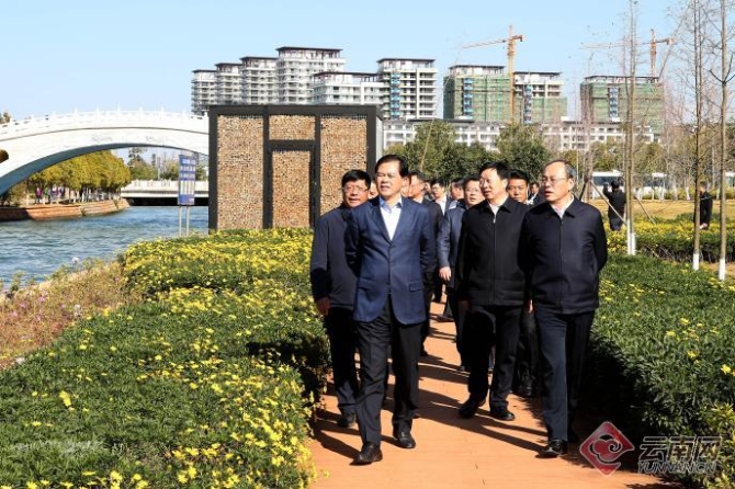 00300389436_6b15fe08 00300389436_6b15fe08