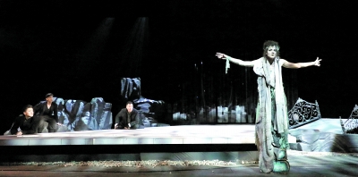 話劇《阿伽門農(nóng)》演出劇照 王昊宸 攝 話劇《阿伽門農(nóng)》演出劇照 王昊宸 攝