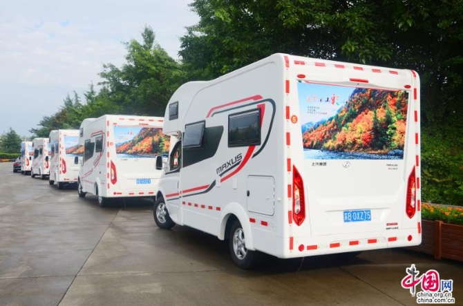 春季的自駕游最佳目的地，達(dá)古冰川！