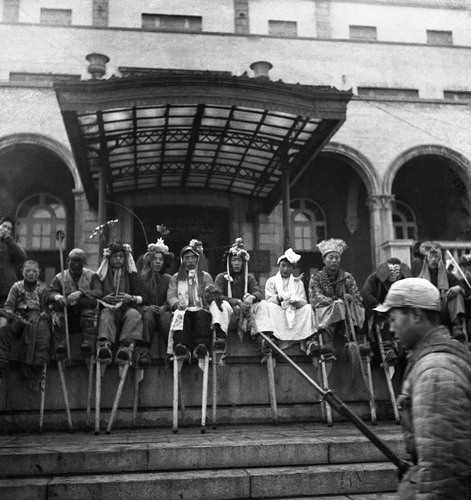 紀(jì)念周海嬰誕辰九十周年攝影藝術(shù)展在京開(kāi)幕 9