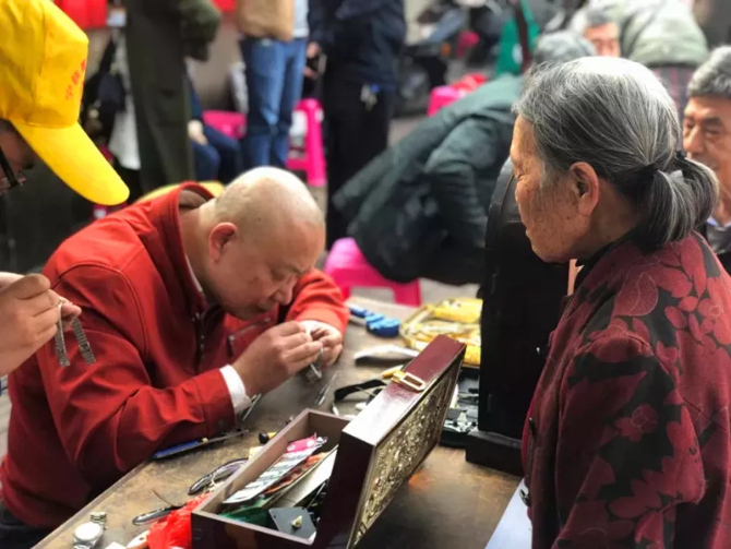 點擊進入下一頁