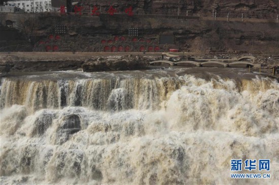 黃河壺口瀑布水量增大 #(環(huán)境)(2)黃河壺口瀑布水量增大