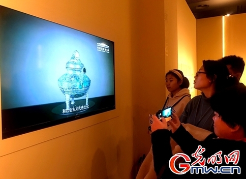 【中國(guó)夢(mèng)·踐行者】王春法委員談智慧博物館建設(shè):需要更多“跨界”人才 【中國(guó)夢(mèng)·踐行者】王春法委員談智慧博物館建設(shè):需要更多“跨界”人才