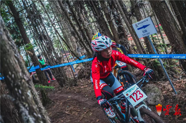 中國(guó)山地自行車聯(lián)賽啟迪杯揭幕戰(zhàn)騰沖比拼