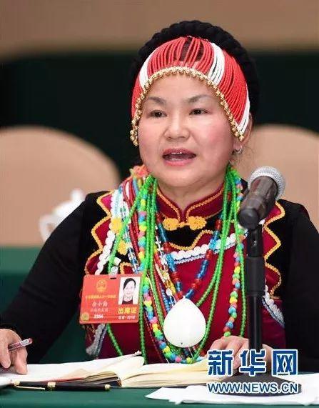 “總書記的講話如響鼓重錘！”深度貧困地區(qū)女代表女委員：脫貧攻堅，撐起一片天！