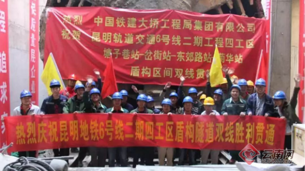 00300483577_b1ebba21 00300483577_b1ebba21