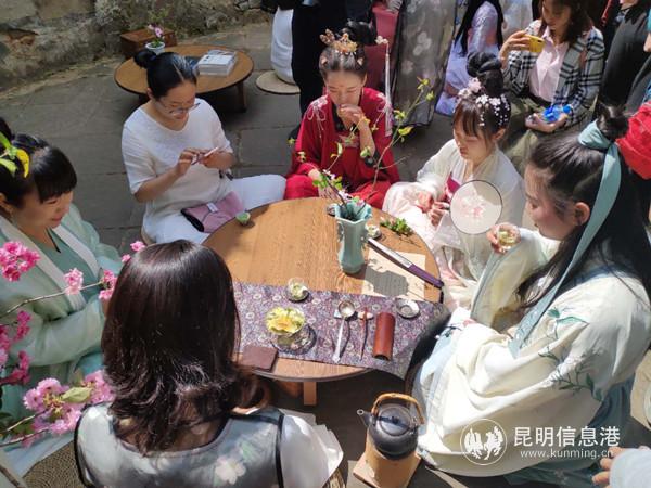 1848935860 1848935860