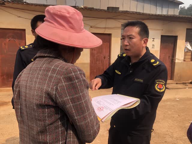 普吉街道“哨響”一聲 轄區(qū)內(nèi)12家違法排污作坊成功關(guān)停 (4)