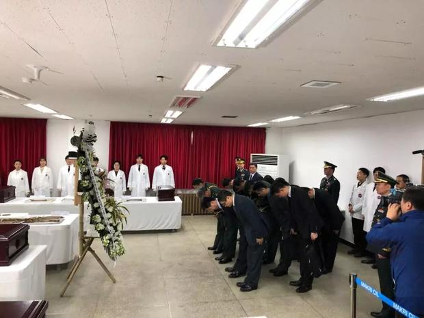 今日，英雄回家！