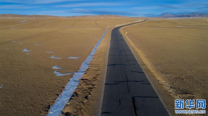 （西藏民主改革60周年）（11）路見西藏