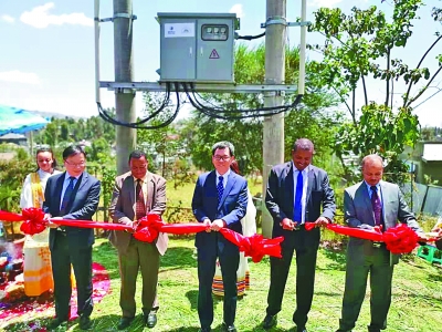 “能有持續(xù)穩(wěn)定的供電實(shí)在太棒了” “能有持續(xù)穩(wěn)定的供電實(shí)在太棒了”