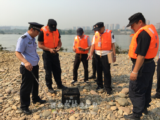 00300524882_07d3a6ab 00300524882_07d3a6ab