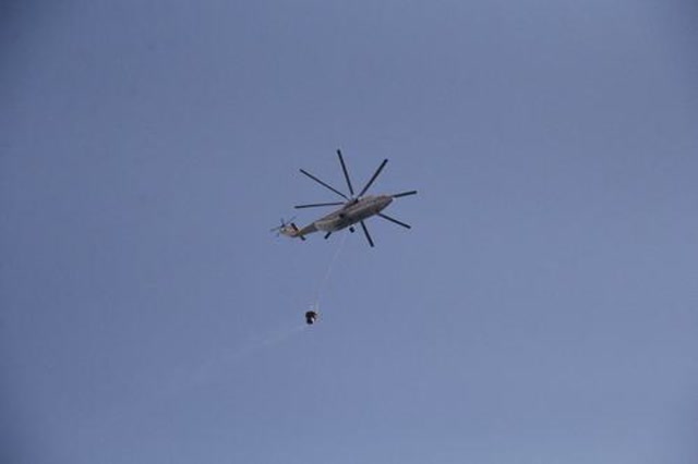 鶴慶山火南線和西線已控制1