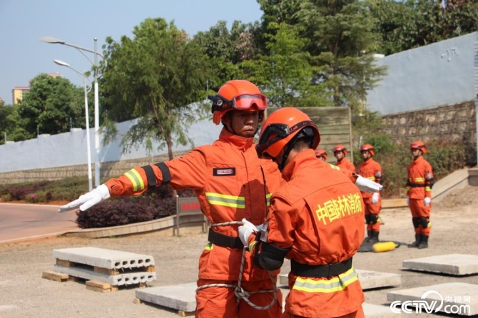 【追夢火焰藍】液壓擴張器變身“繡花針” 苦練技能做合格“守夜人”