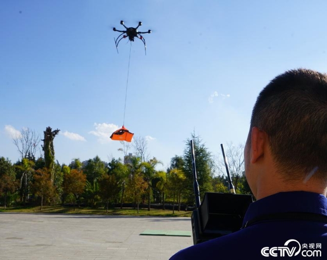 【追夢火焰藍】液壓擴張器變身“繡花針” 苦練技能做合格“守夜人”