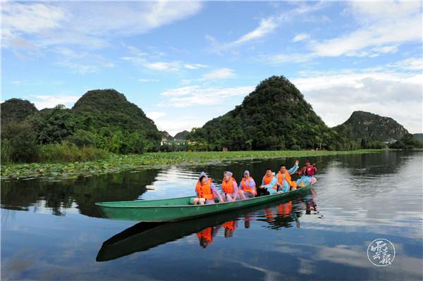 1556443595162-1556443590266 1556443595162-1556443590266