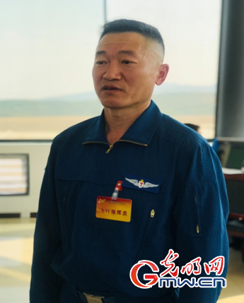 【追夢火焰藍(lán)】直升機如何助力森林滅火？記者高原體驗 揭秘空中救援