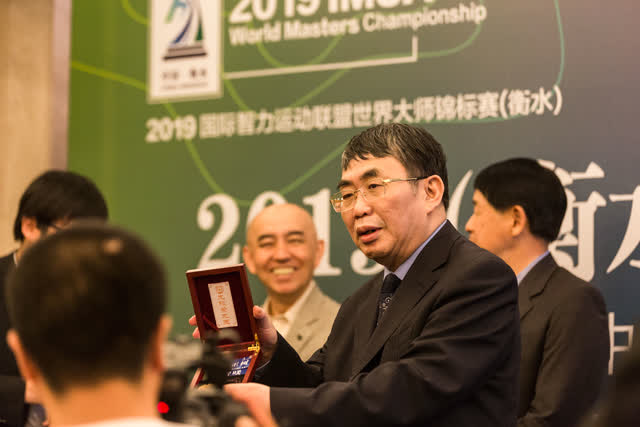 龍陵黃龍玉閃耀國(guó)際A級(jí)比賽 (3)