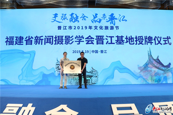 00300133717_fb72a82a 00300133717_fb72a82a