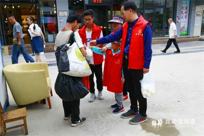 webwxgetmsgimg (10) webwxgetmsgimg (10)