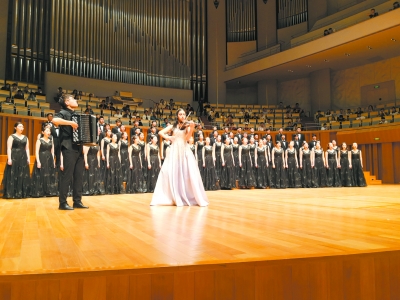 音樂(lè)會(huì)現(xiàn)場(chǎng) 音樂(lè)會(huì)現(xiàn)場(chǎng)