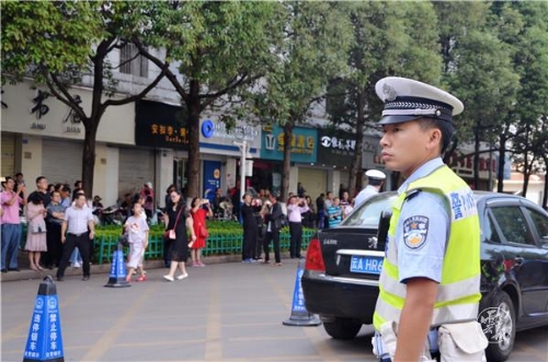 1559874989075-1559874986581 1559874989075-1559874986581