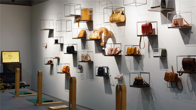 201566c9f4f1445f49808e6d05e0813 201566c9f4f1445f49808e6d05e0813