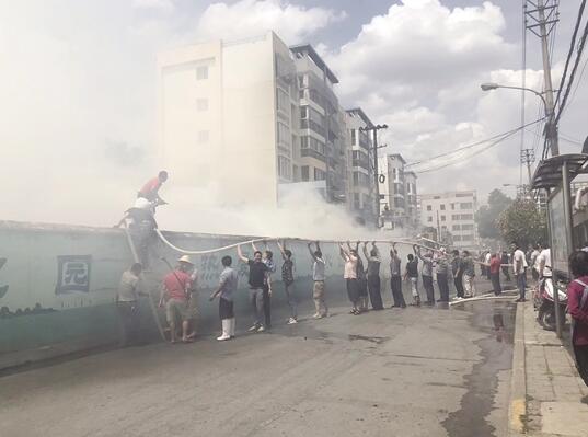 00300689376_44bf19d2 00300689376_44bf19d2