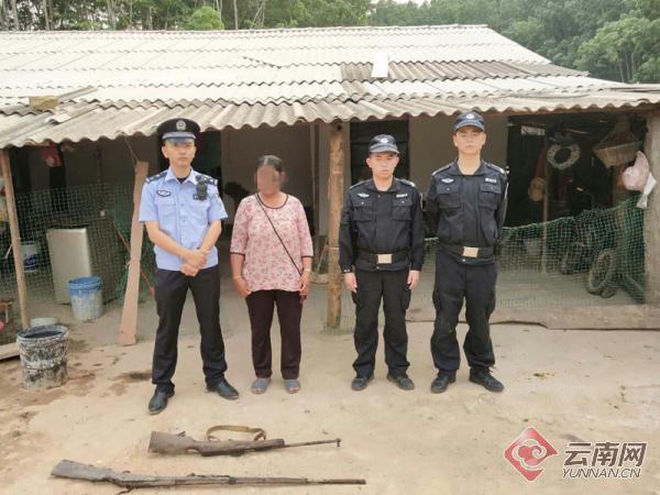 00300695449_4cdc0bdd