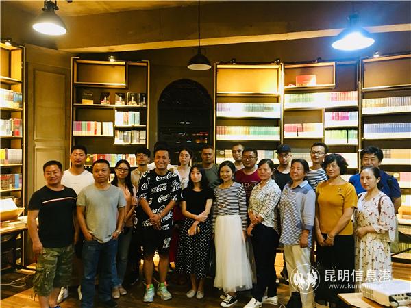 活動(dòng)合影 記者李欣怡 攝 活動(dòng)合影 記者李欣怡 攝