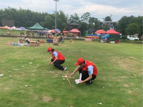 黃衢南峽口所“精準服務(wù)”助燃“楊梅旅游文化節(jié)”