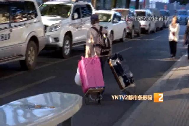 昆明有條奇葩“花子街”！“歐米茄”手表、手機、過期食藥品、舊貨等啥都有