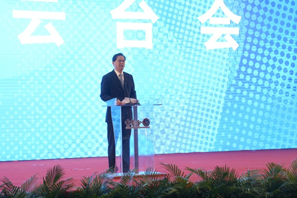 云南省委書記陳豪致辭。