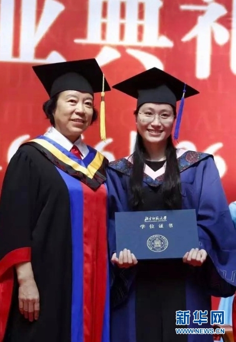 (新華全媒頭條·時代先鋒·圖文互動)(6)芳華無悔——追記用生命堅守初心和使命的青年共產(chǎn)黨員黃文秀