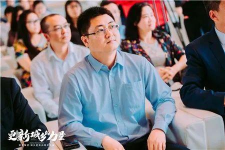 aaf09eeab1894a91be036d05054310bd