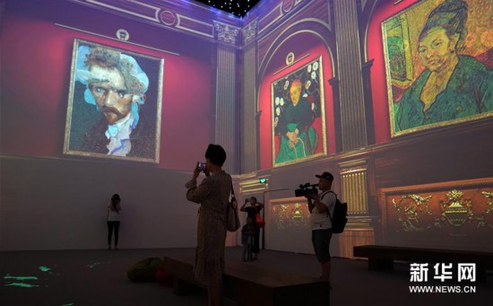 梵高藝術(shù)沉浸式體驗(yàn)在國(guó)博開幕 (文化)(2)梵高藝術(shù)沉浸式體驗(yàn)在國(guó)博開幕
