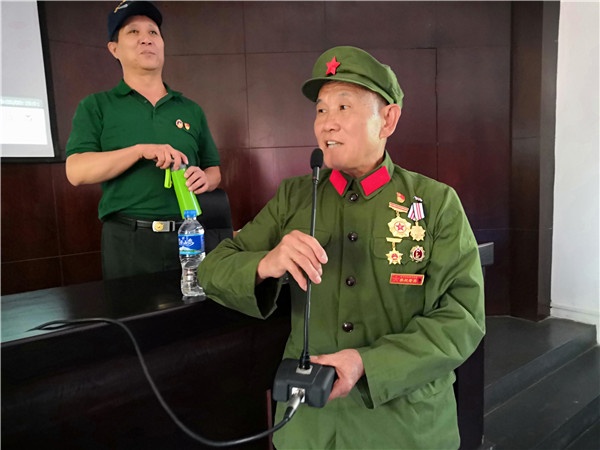 專題黨課現(xiàn)場(chǎng)2