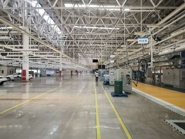 新能源汽車生產(chǎn)車間