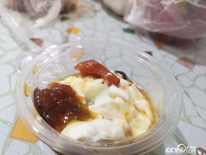 和田夜市現(xiàn)場(chǎng)。（何川 攝）