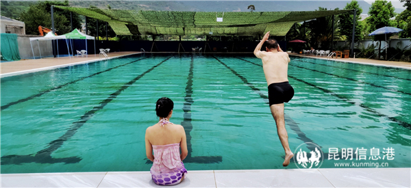 毛家營溫泉標(biāo)準(zhǔn)游泳池。