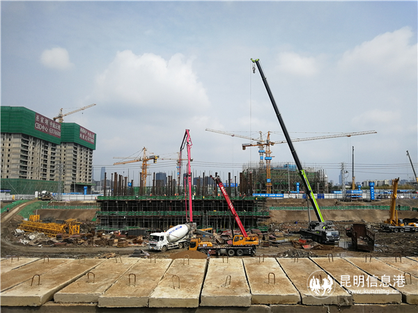 施工現(xiàn)場 施工現(xiàn)場