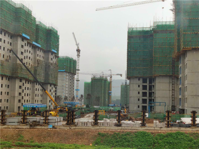 正在建設(shè)中的跨縣安置區(qū)