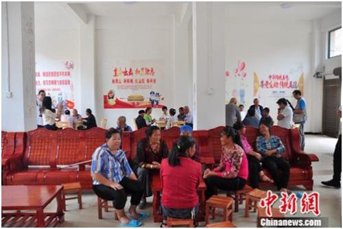 新興社區(qū)活動中心。<a target='_blank' href='http://www.chinanews.com/' >中新網(wǎng)</a>記者 陳海峰 攝