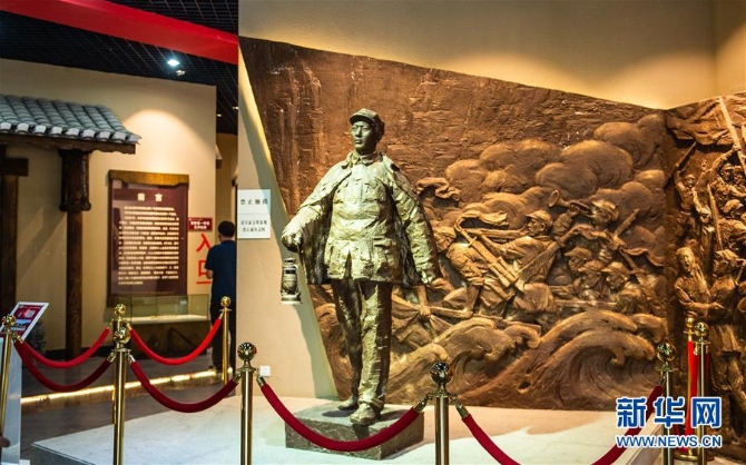 （壯麗70年·奮斗新時代——記者再走長征路·圖文互動）（1）長征路上，那一盞盞馬燈