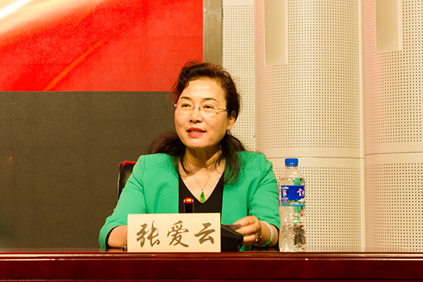 昆醫(yī)大附一院黨委書記張愛云。記者孫紅亮攝