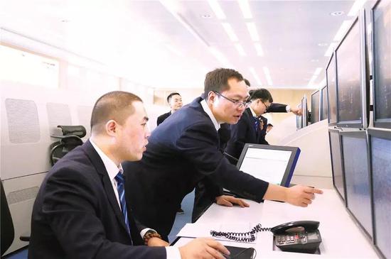 調(diào)度員的十二時辰