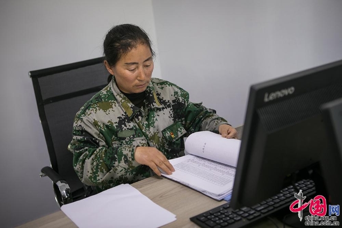 【邊疆黨旗紅】從打工妹到十九大黨代表 川妹子扎根兵團(tuán)帶頭致富