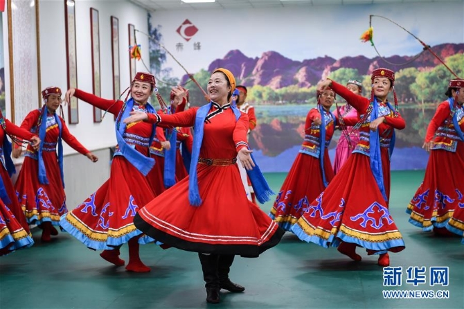 （新華全媒頭條·圖文互動(dòng)）（1）心系北疆　情滿(mǎn)草原——習(xí)近平總書(shū)記考察內(nèi)蒙古回訪(fǎng)記