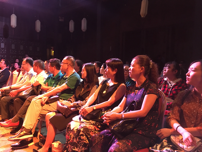 《昆明老宅》演出現(xiàn)場 《昆明老宅》演出現(xiàn)場